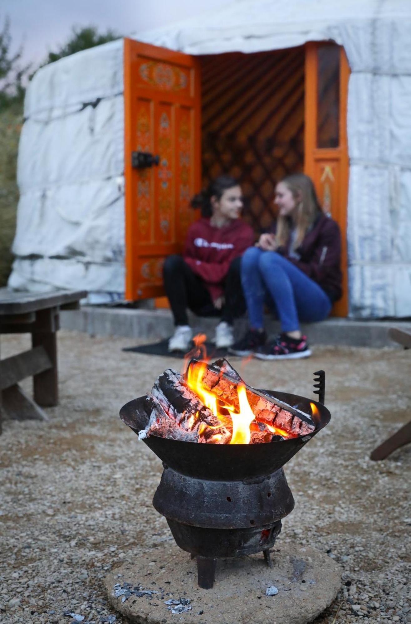 Hotel Caalm Camp Stour Provost Esterno foto
